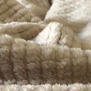 Meet your Posher, Denice